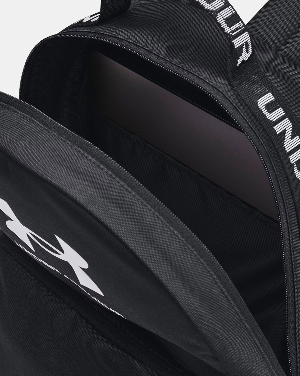 Under Armour 1378415 Loudon Backpack view 3