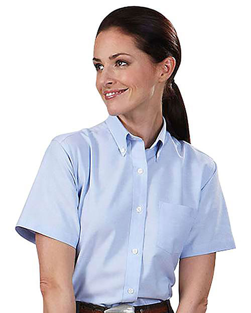 Van Heusen 13V0003 Women's Regular Fit Short Sleeve Oxford at GotApparel