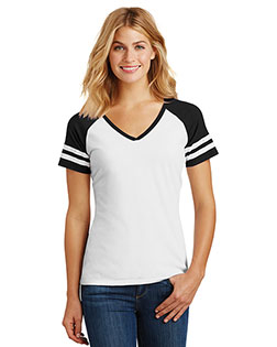 White/ Black product color